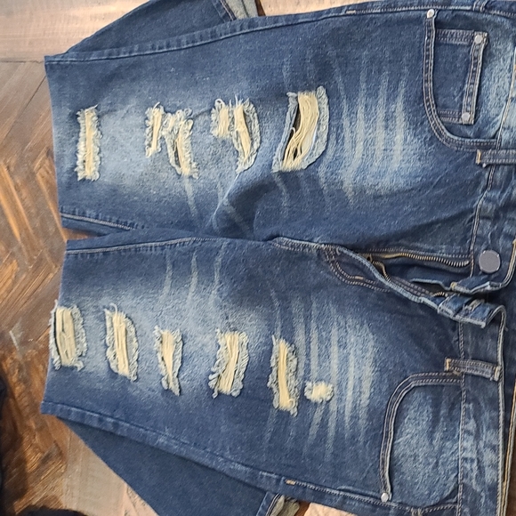Men's distressed jeans - Picture 1 of 1
